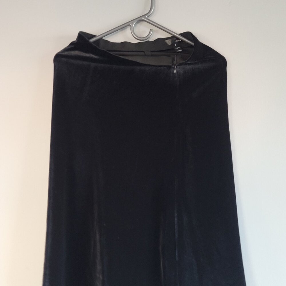 Bloomingdale's exclusive Aqua Fitted Skirt XS
